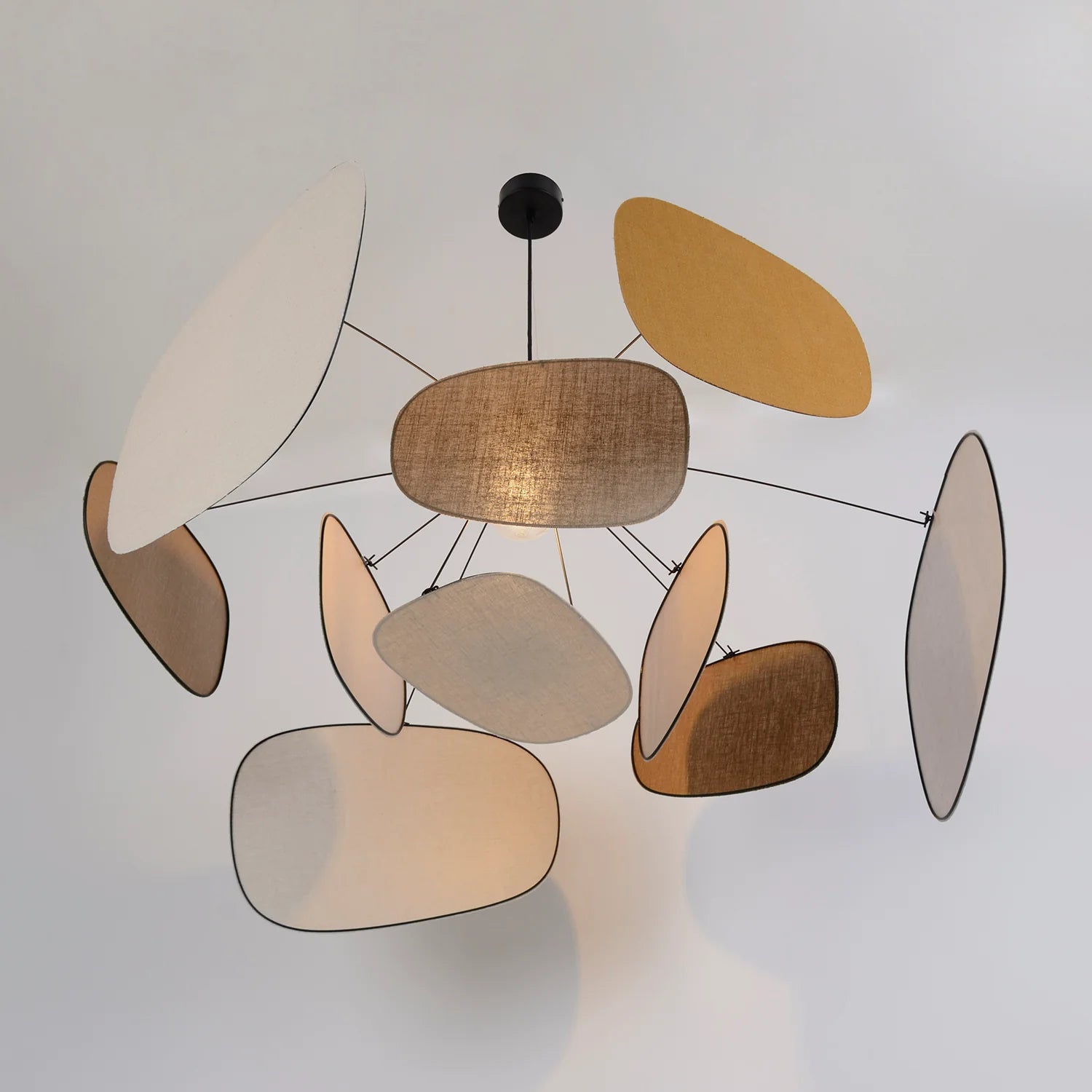 Suspension screen market set mobile en lin beige et jaune curry