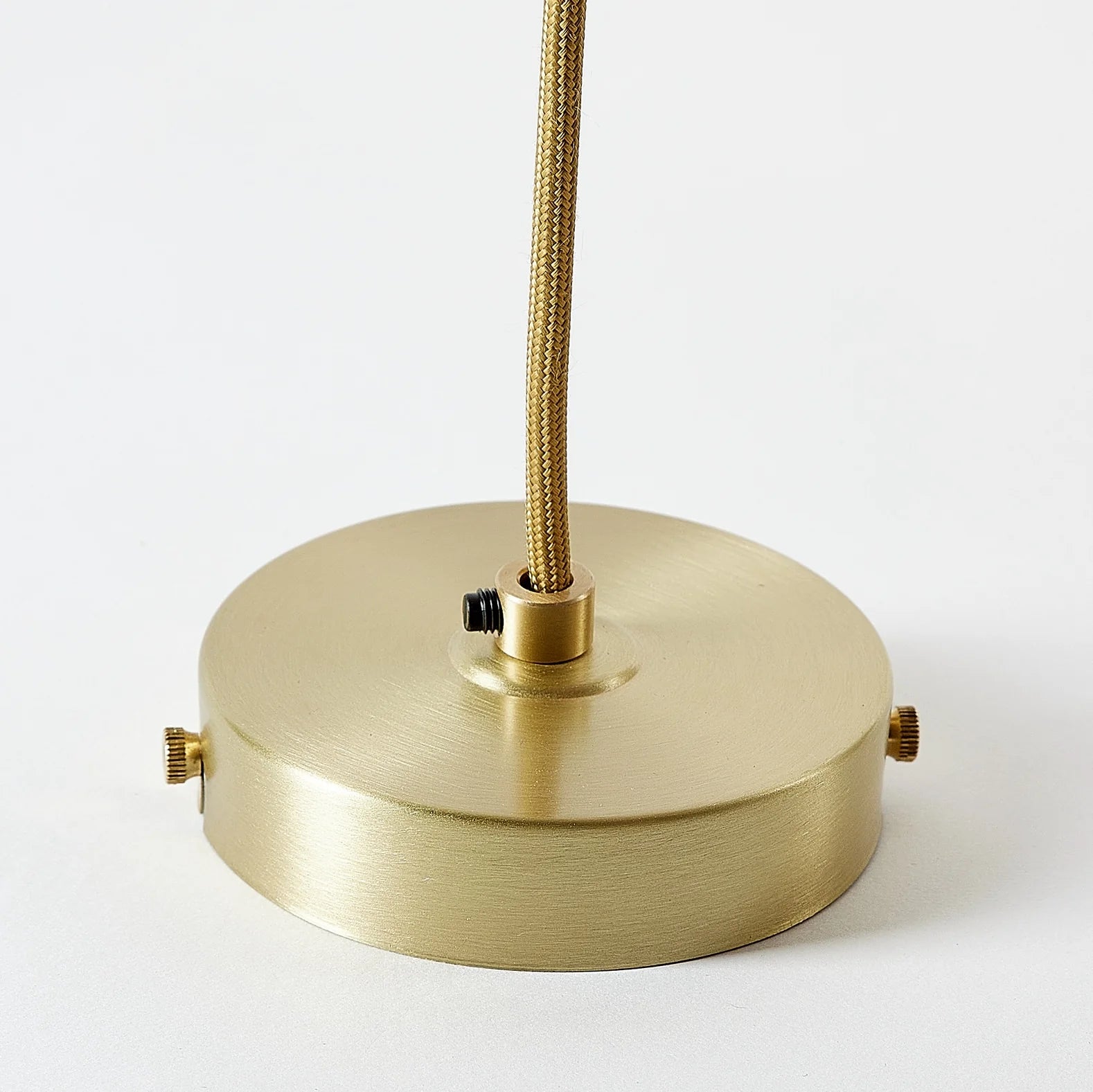 Suspension en paille tréssée