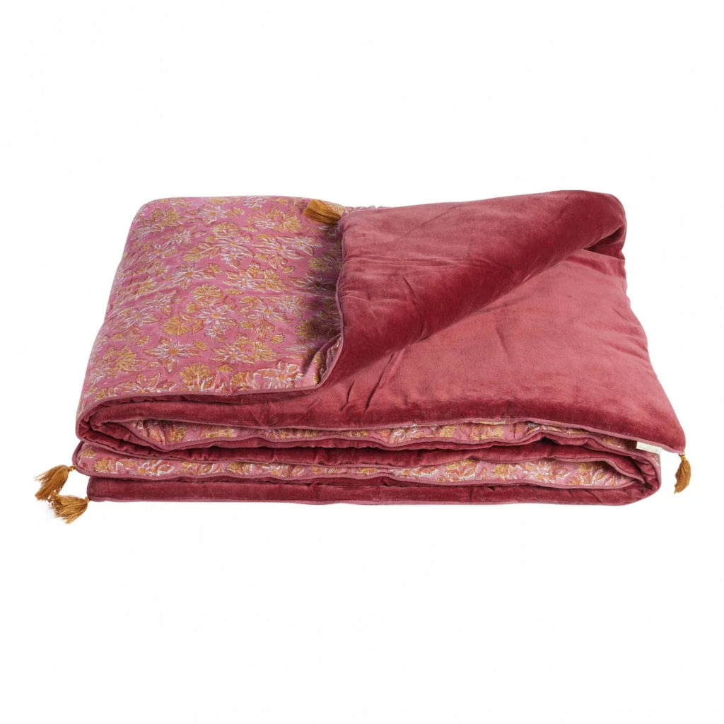Sofa cover fleuris