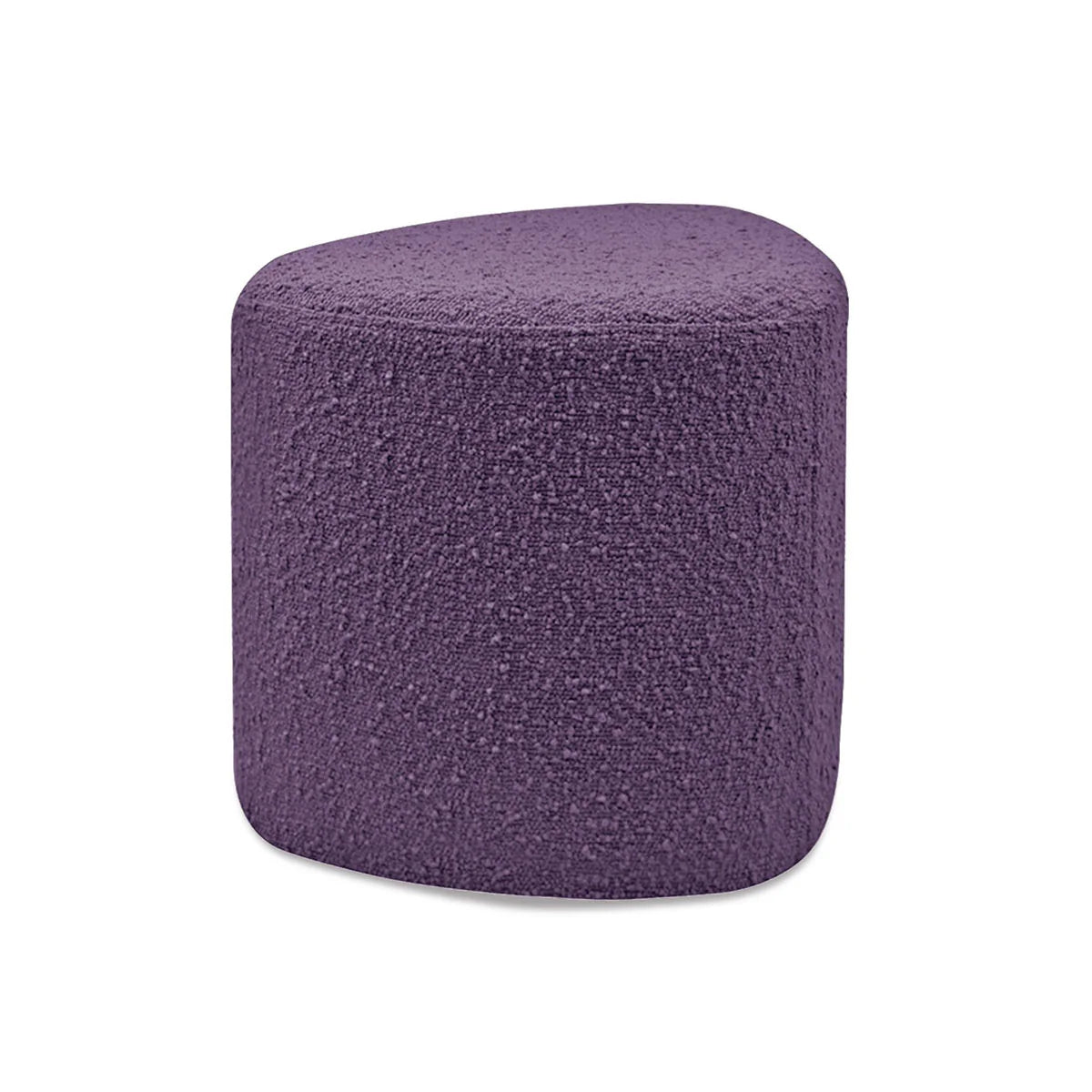 pouf violet en tissus bouclette de forme triangulaire